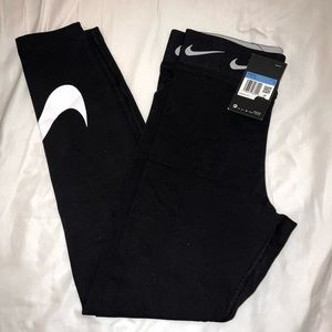 NWT Nike leggings